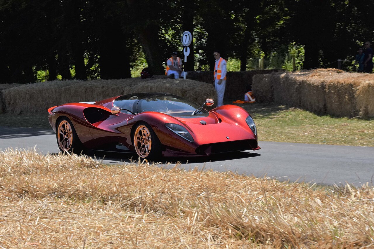 De Tomaso P72