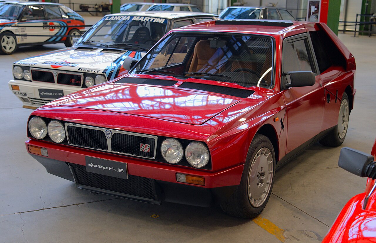 Lancia Delta S4