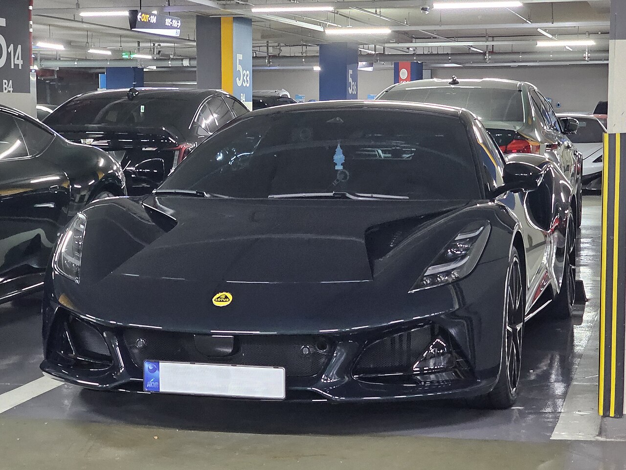 Lotus Emira V6