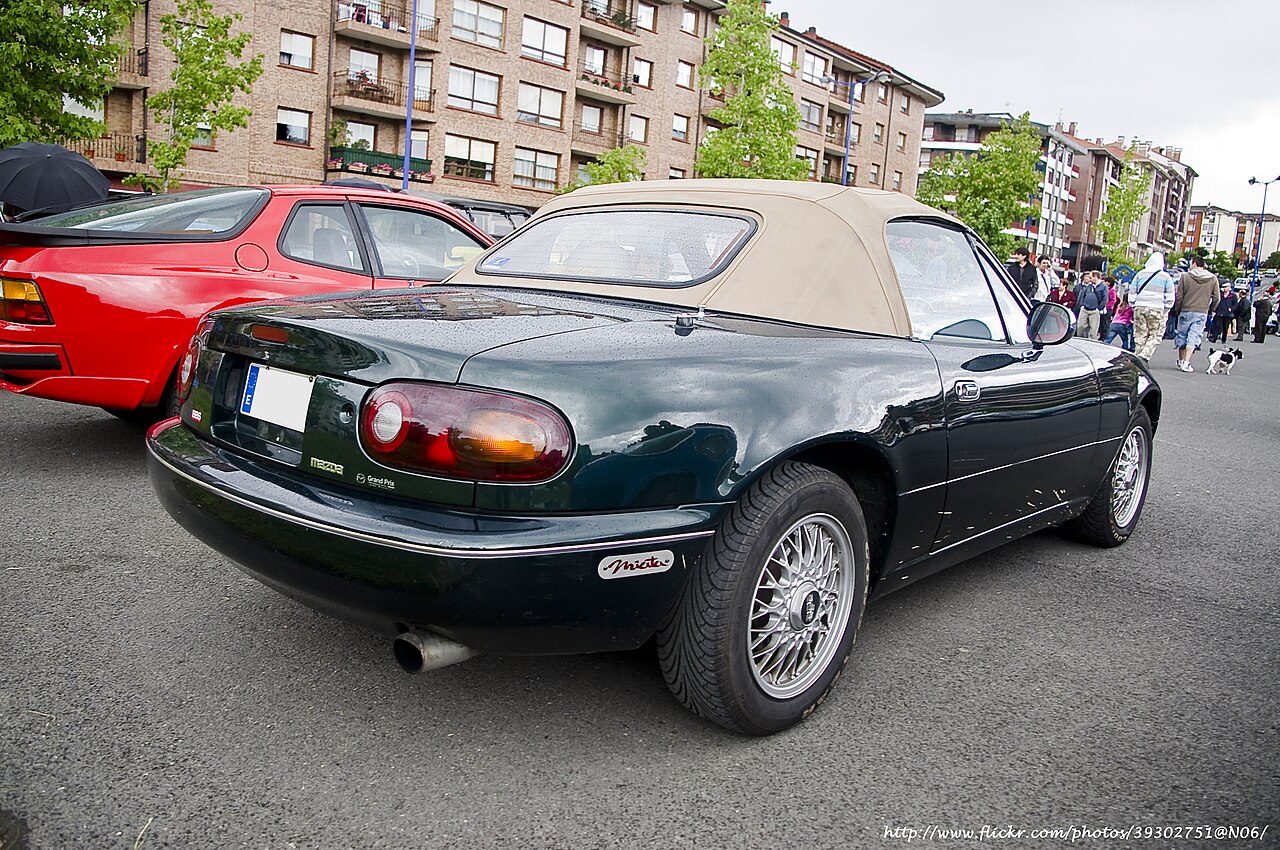 Mazda MX-5 Miata NA