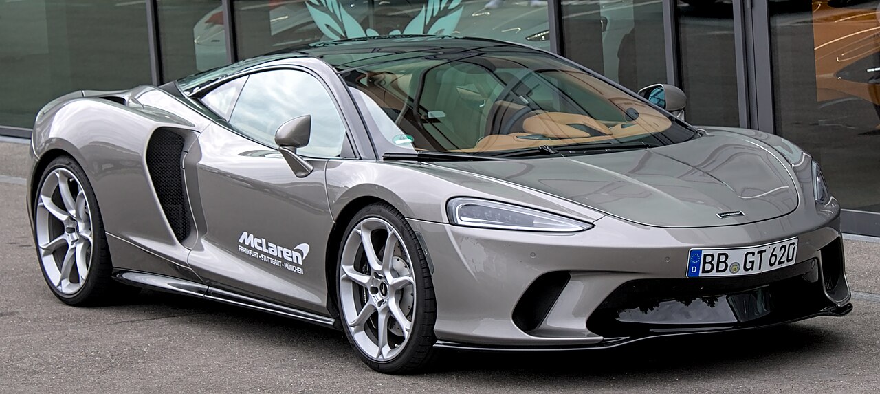 McLaren GT