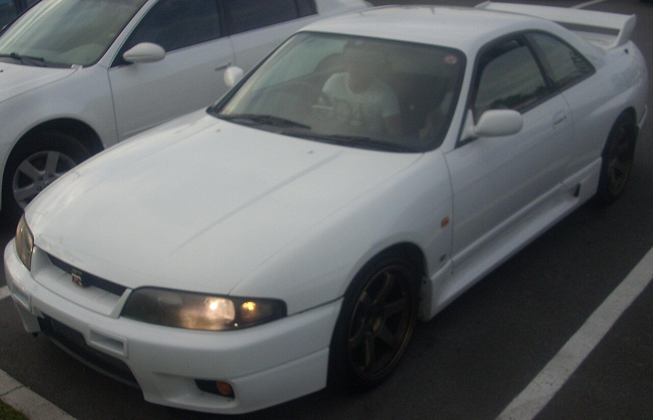 Nissan Skyline GT-R R33