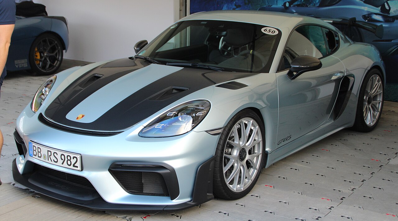 Porsche 718 Cayman GT4 RS