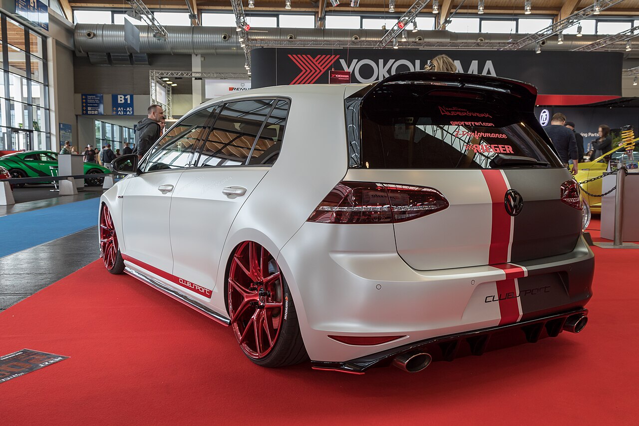 Volkswagen Golf GTI